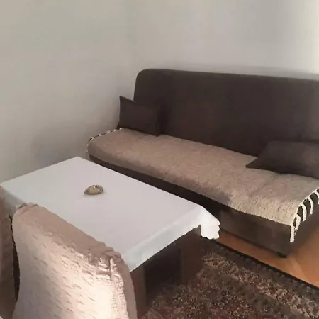 Apartamento Apartman Milka Tini